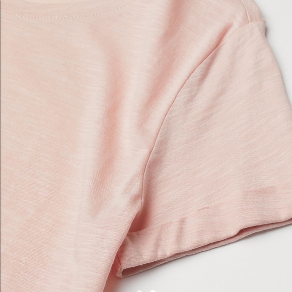 NWT H&M round neck tee - Picture 2 of 3